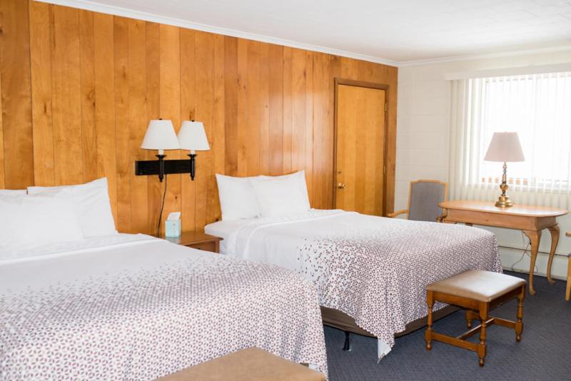 Standard Double Room interior